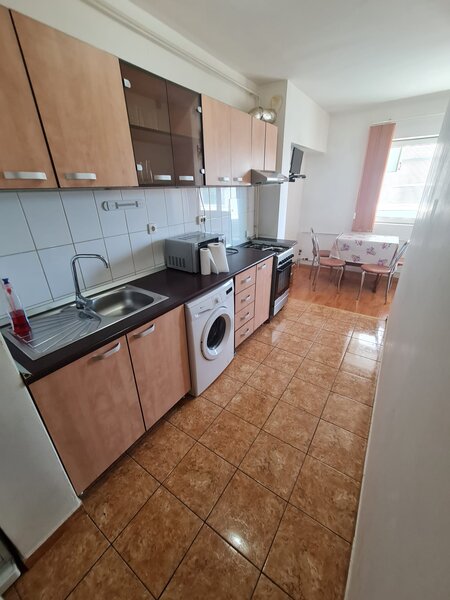 Parc Brancusi, apartament 2 camere decomandat, 56 mp.